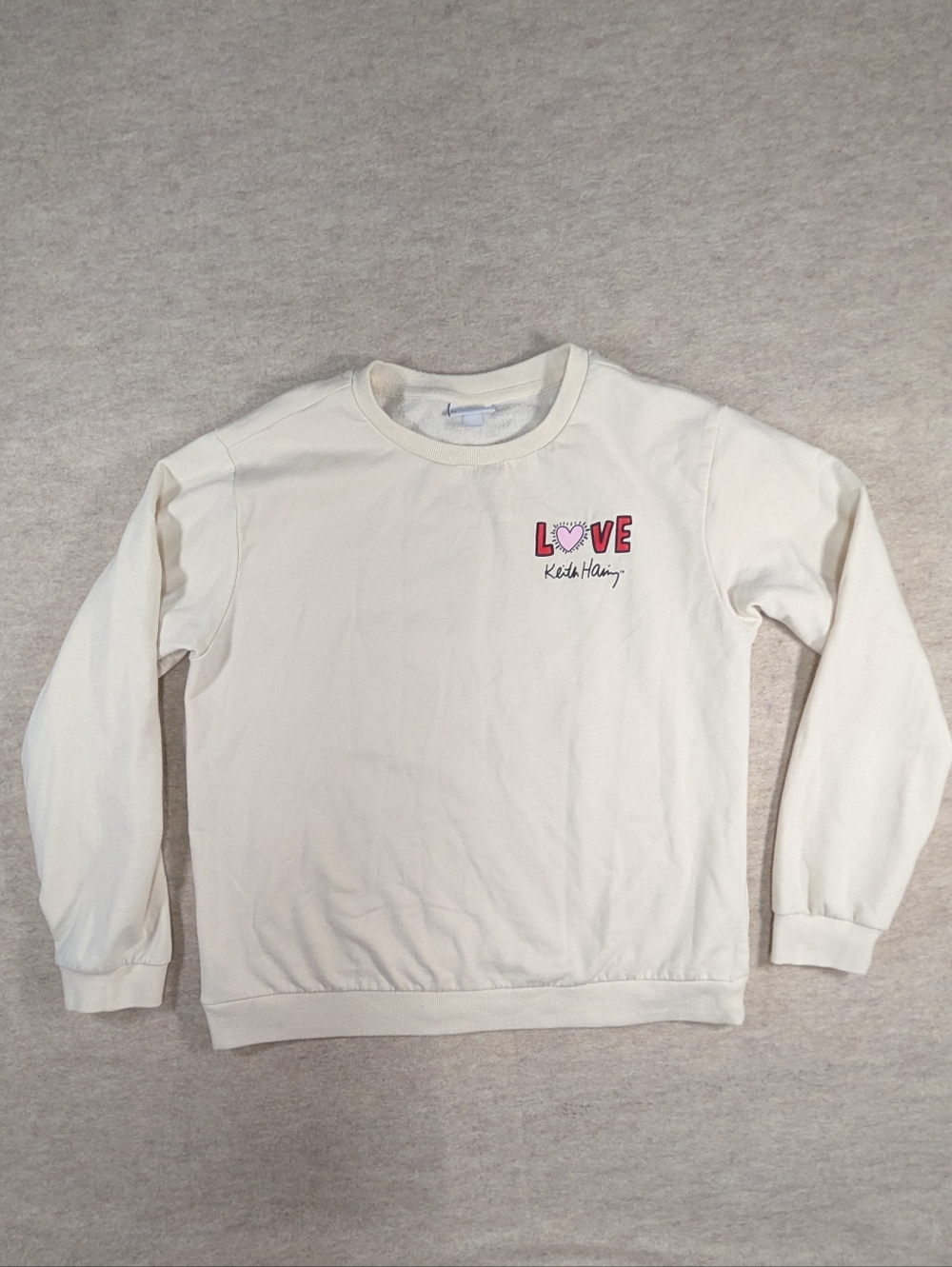 Keith Haring Cream 'LOVE' Heart Graphic Sweatshirt Crewneck Size Med